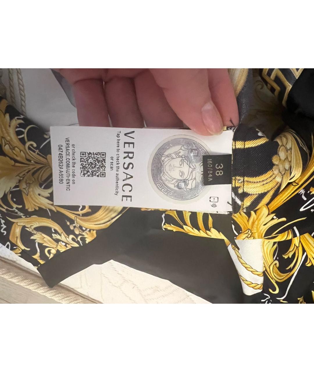 VERSACE Золотое шелковое повседневное платье, фото 6