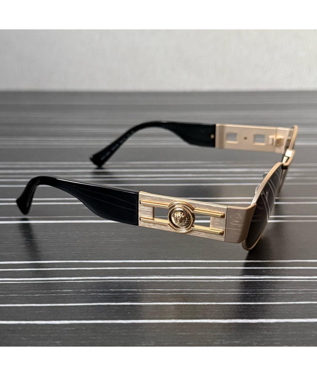 VERSACE Золотые металлические солнцезащитные очки, фото 2