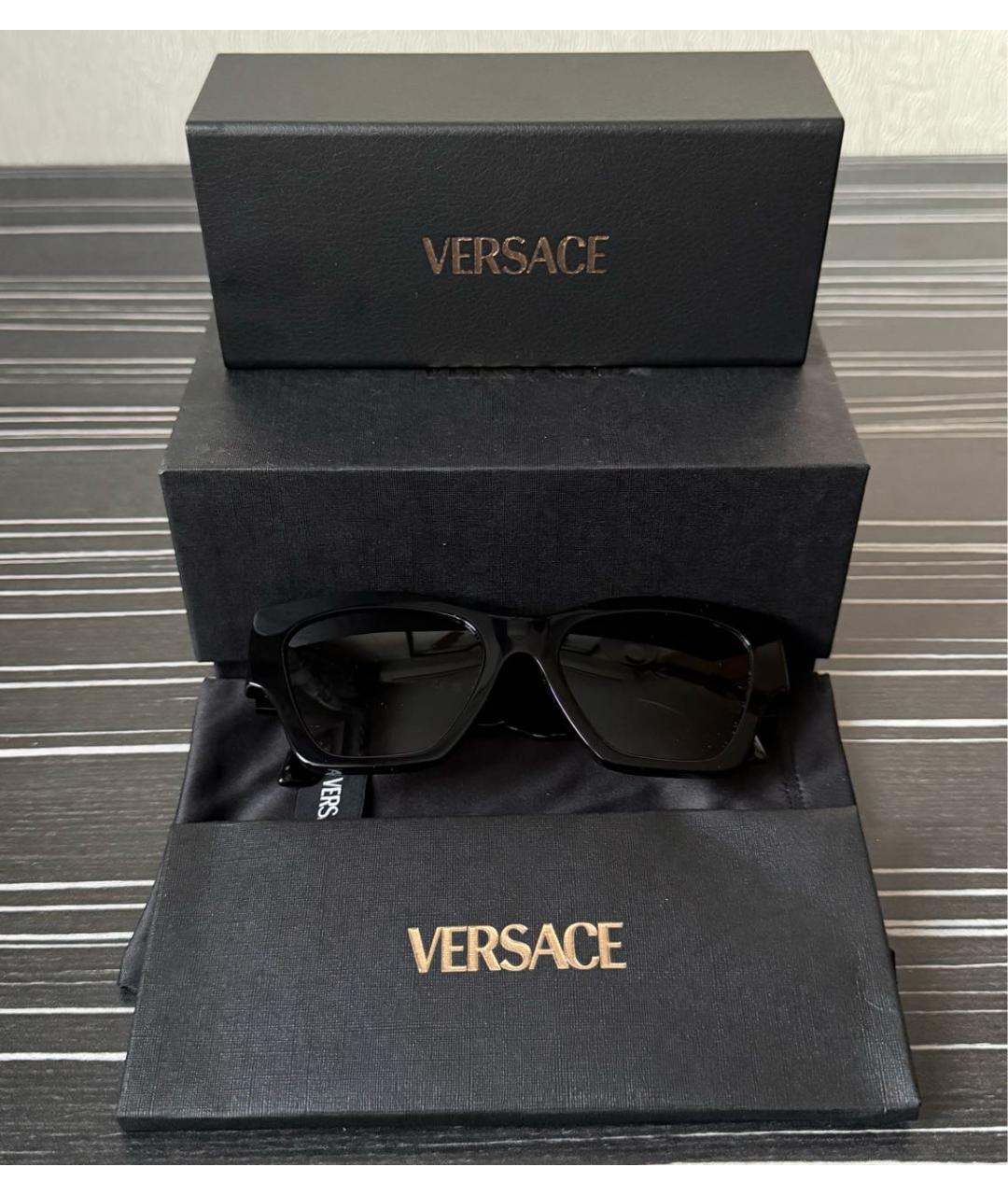 VERSACE Черные пластиковые солнцезащитные очки, фото 4