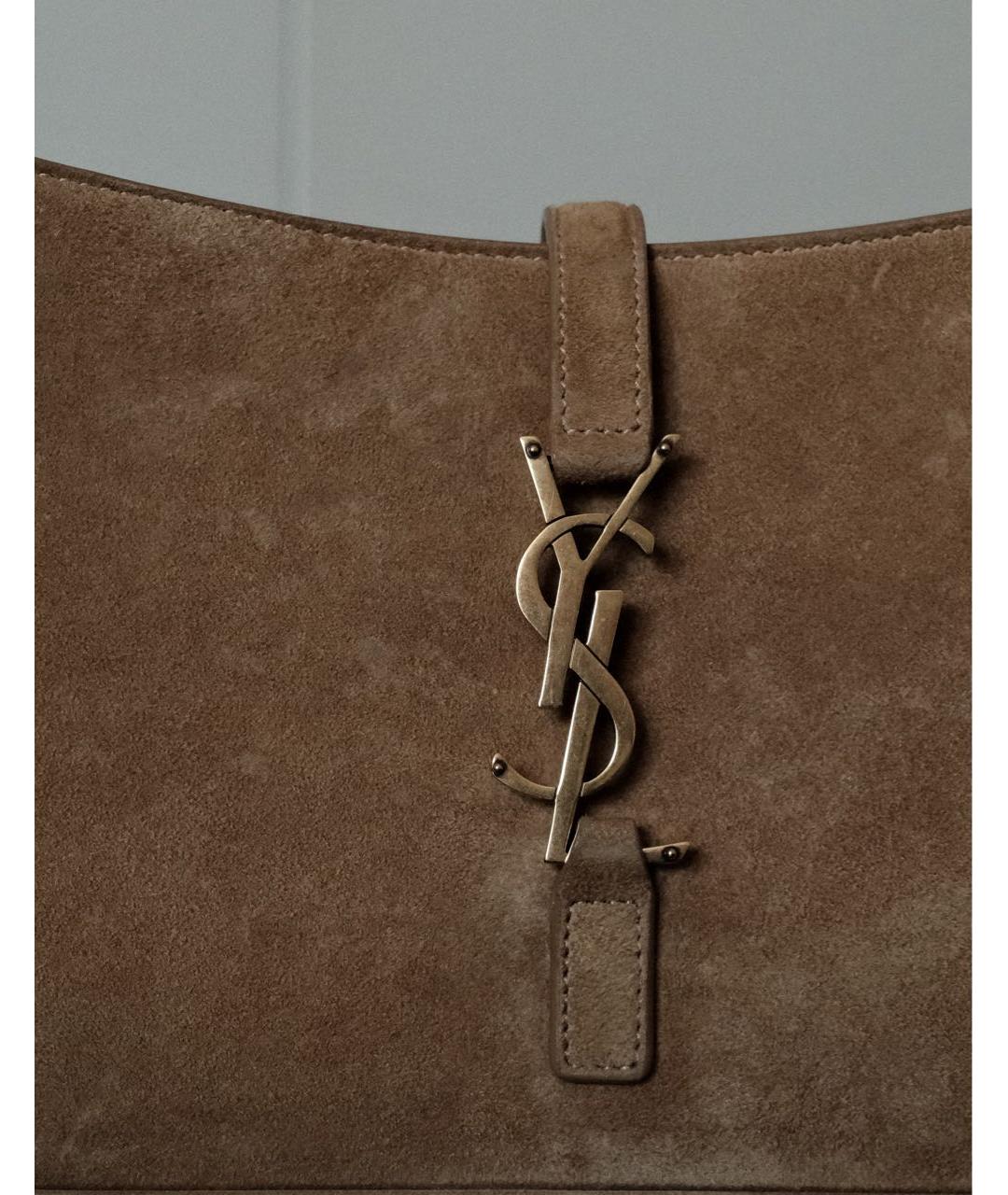 SAINT LAURENT Бежевая замшевая сумка с короткими ручками, фото 5