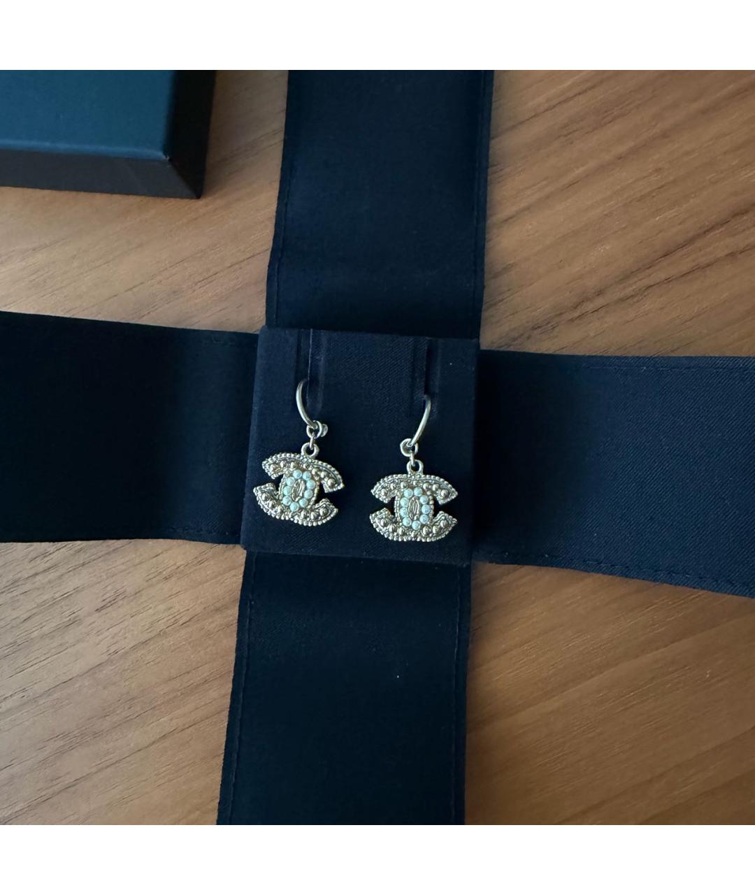 CHANEL Золотые металлические серьги, фото 2