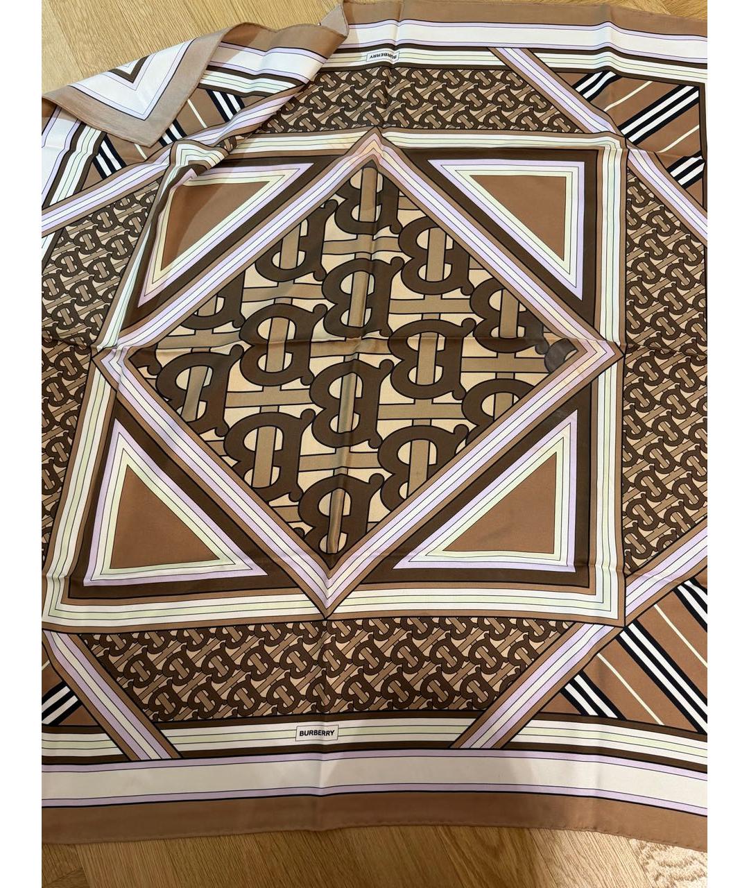 BURBERRY Бежевый шелковый платок, фото 3
