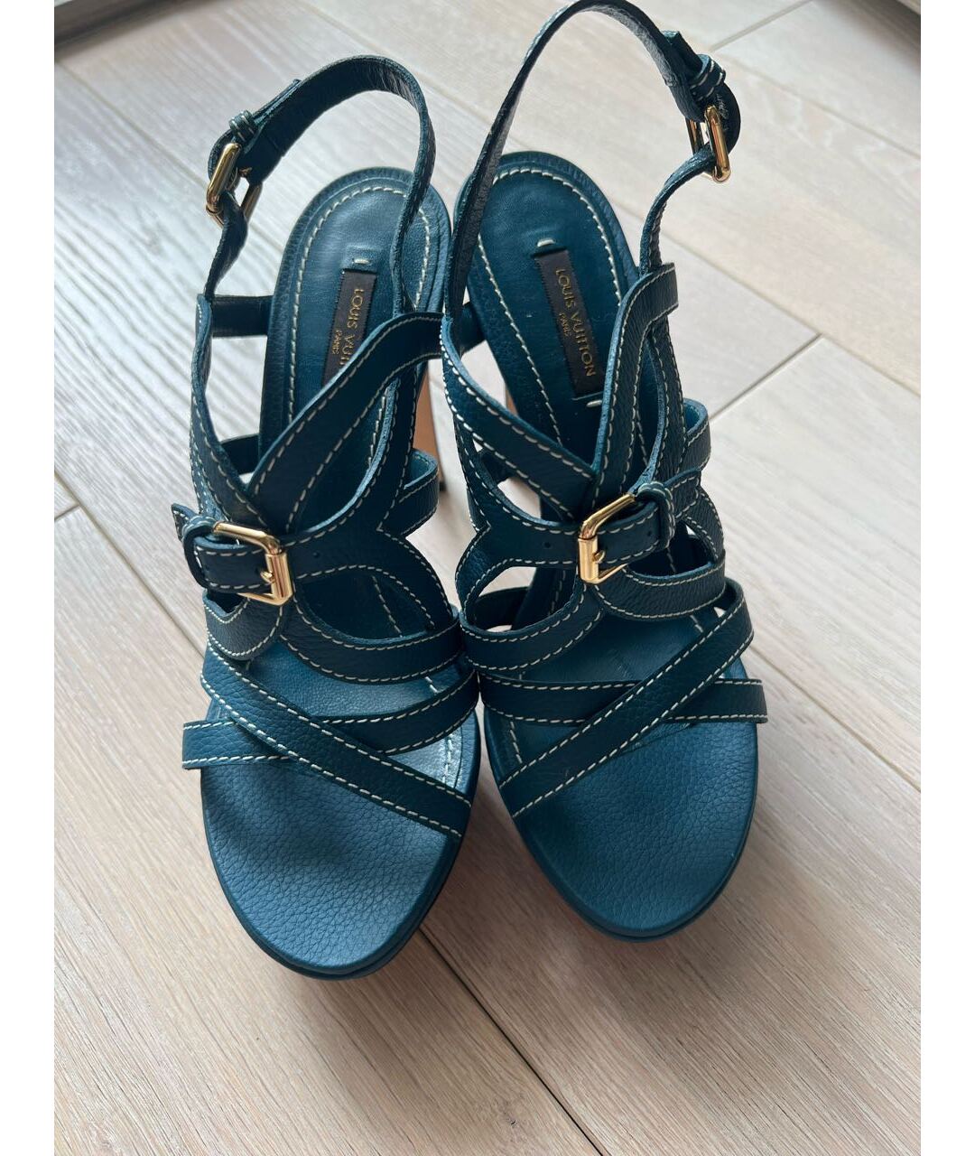 LOUIS VUITTON Бирюзовые кожаные босоножки, фото 2
