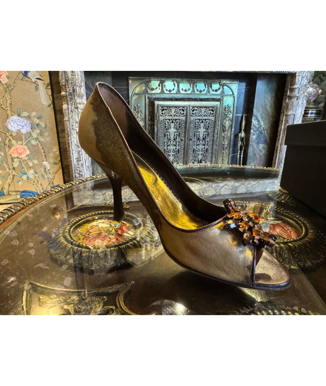 BCBG MAXAZRIA Золотые туфли из экзотической кожи, фото 8