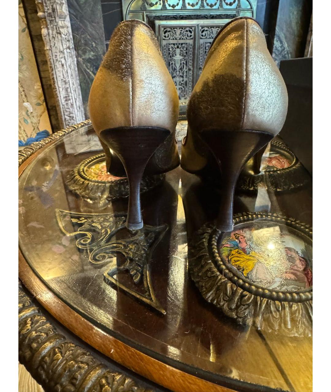 BCBG MAXAZRIA Золотые туфли из экзотической кожи, фото 3