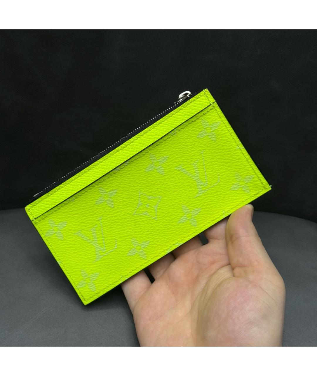 LOUIS VUITTON Салатовый кардхолдер, фото 3