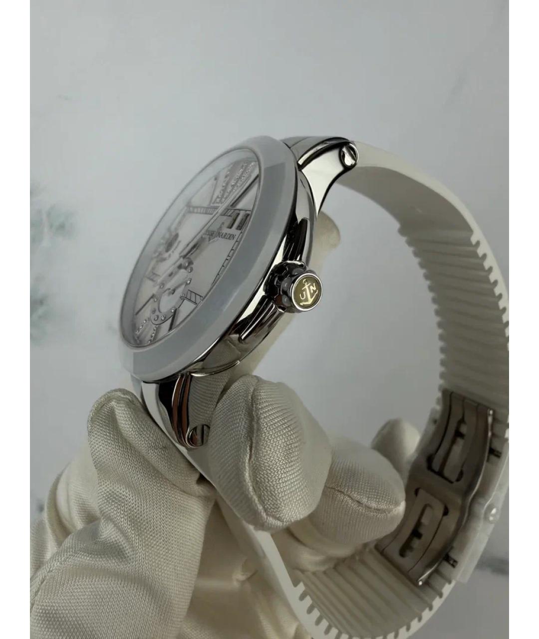 Ulysse Nardin Белые металлические серьги, фото 4