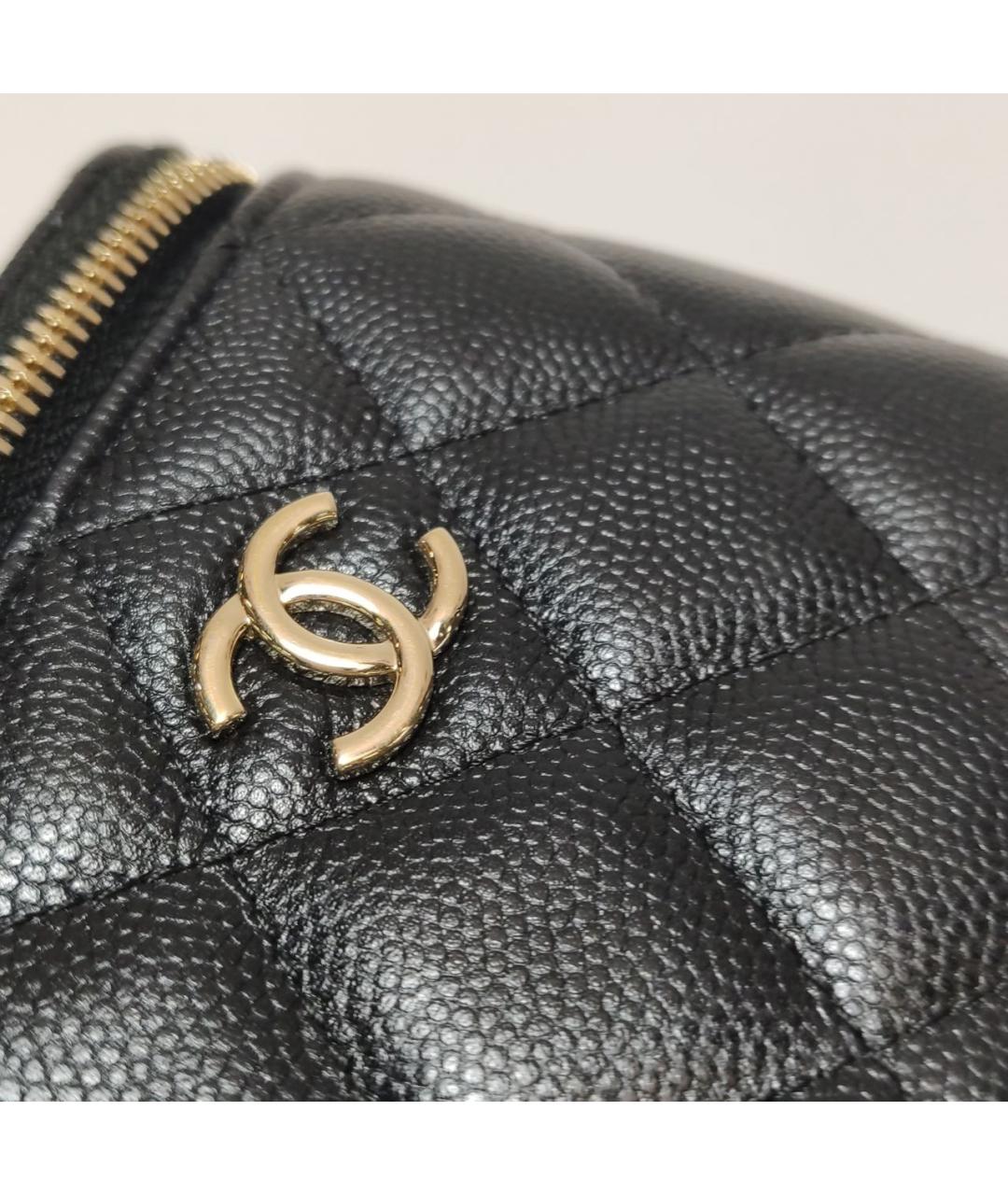 CHANEL Черная кожаная сумка с короткими ручками, фото 7