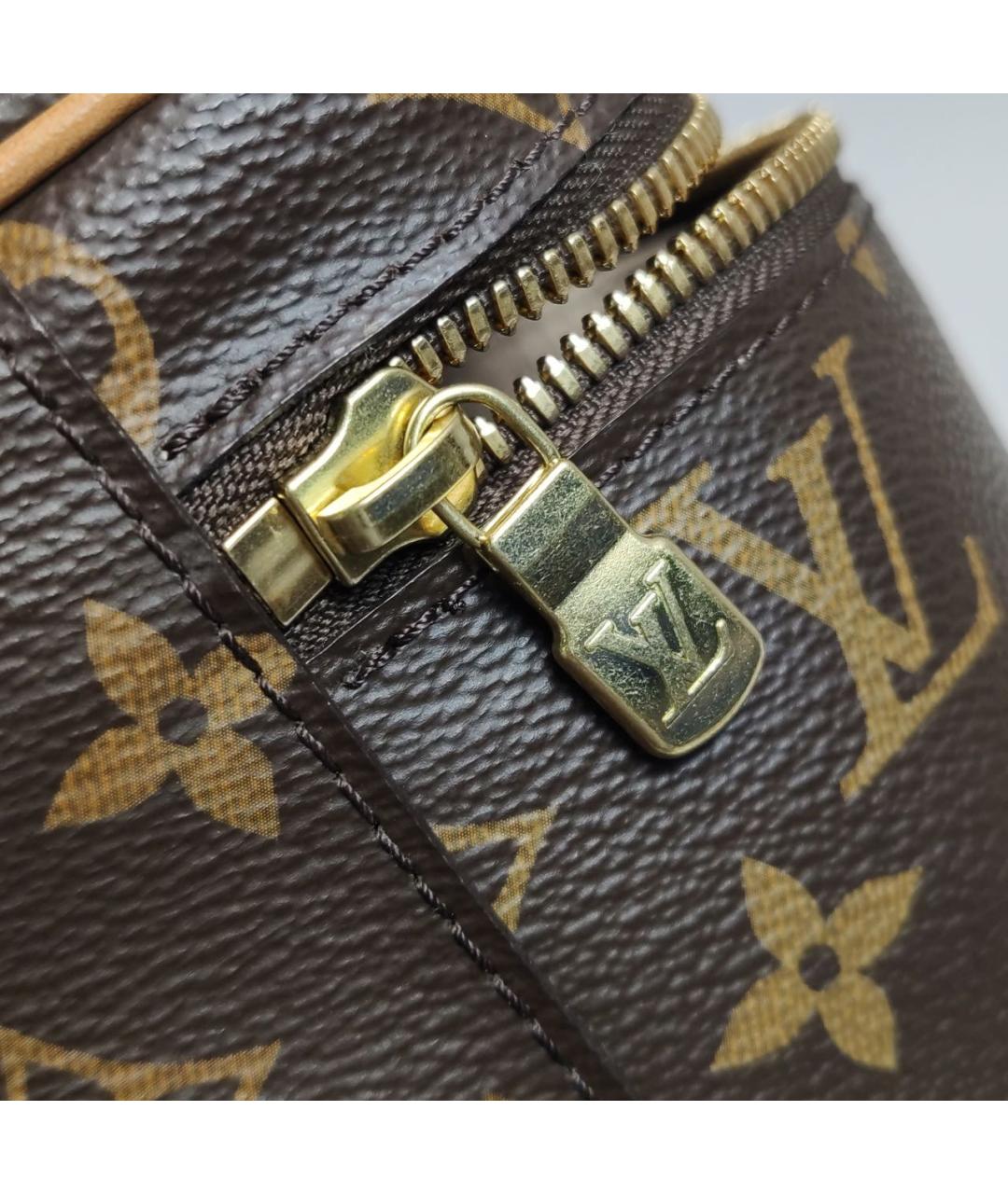 LOUIS VUITTON Коричневая кожаная косметичка, фото 7