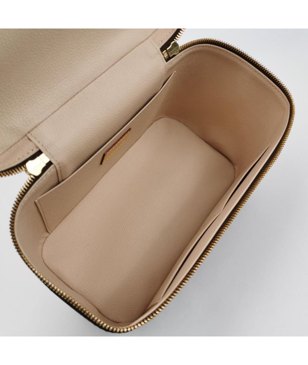 LOUIS VUITTON Коричневая кожаная косметичка, фото 6