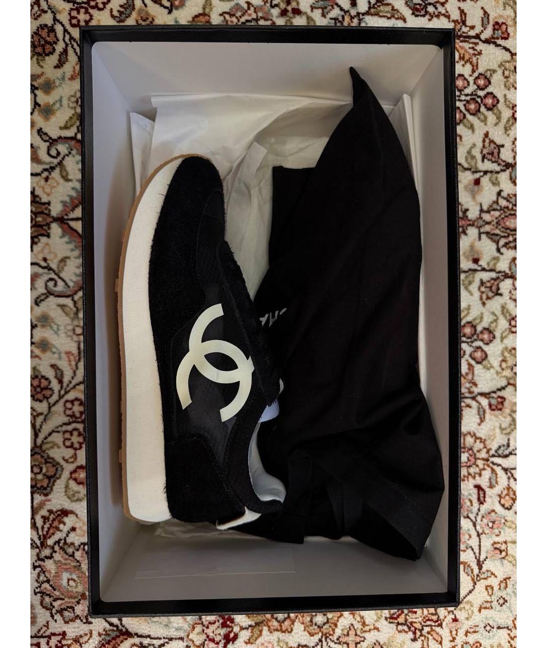 CHANEL Темно-синие кожаные кроссовки, фото 2