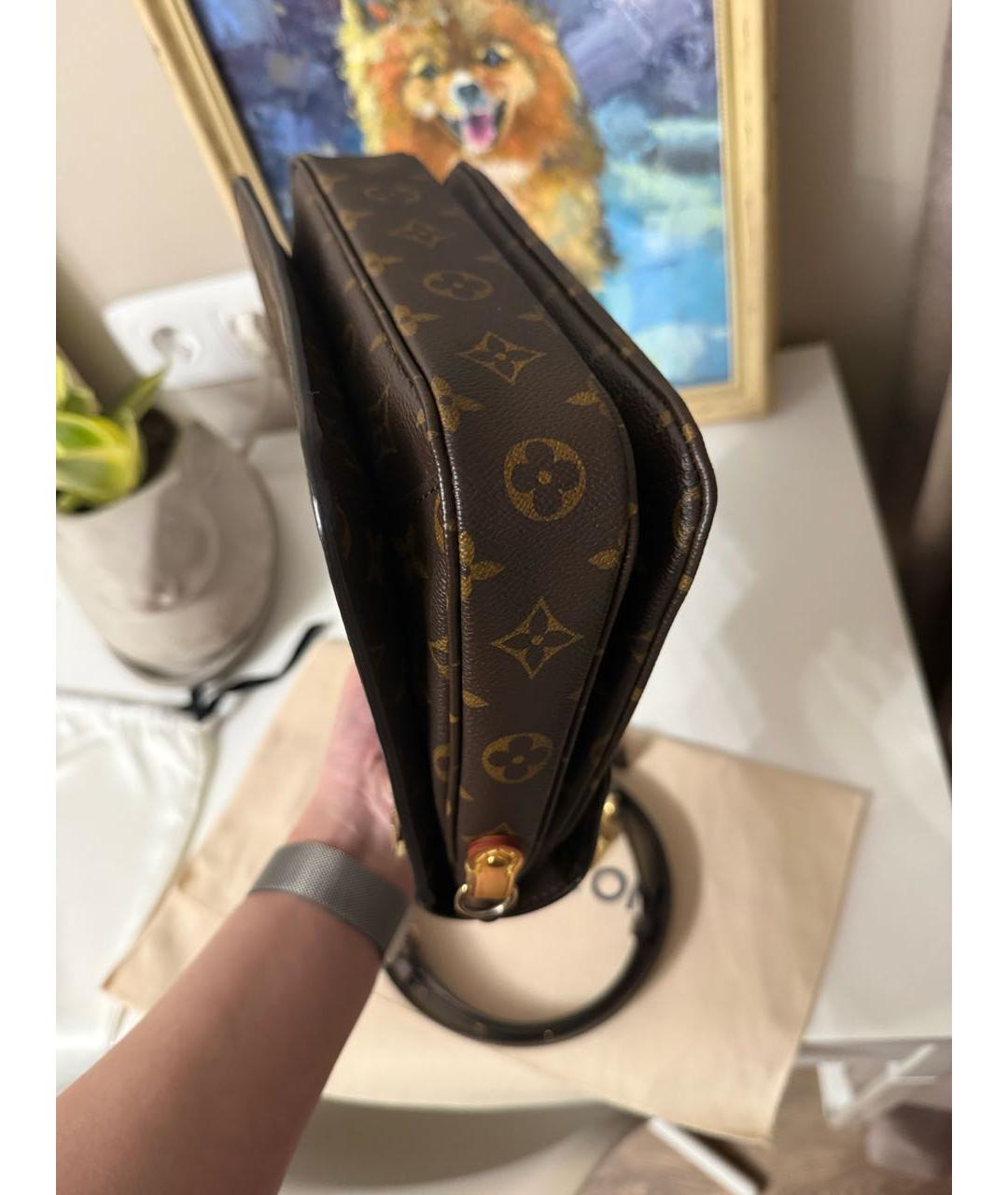 LOUIS VUITTON Коричневая кожаная сумка через плечо, фото 7