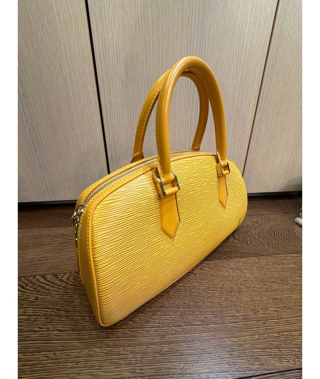 LOUIS VUITTON Горчичная кожаная сумка с короткими ручками, фото 2