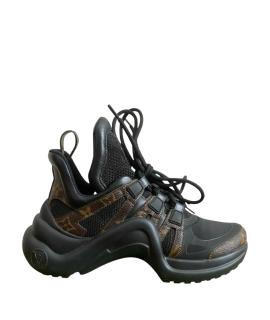 LOUIS VUITTON Кроссовки