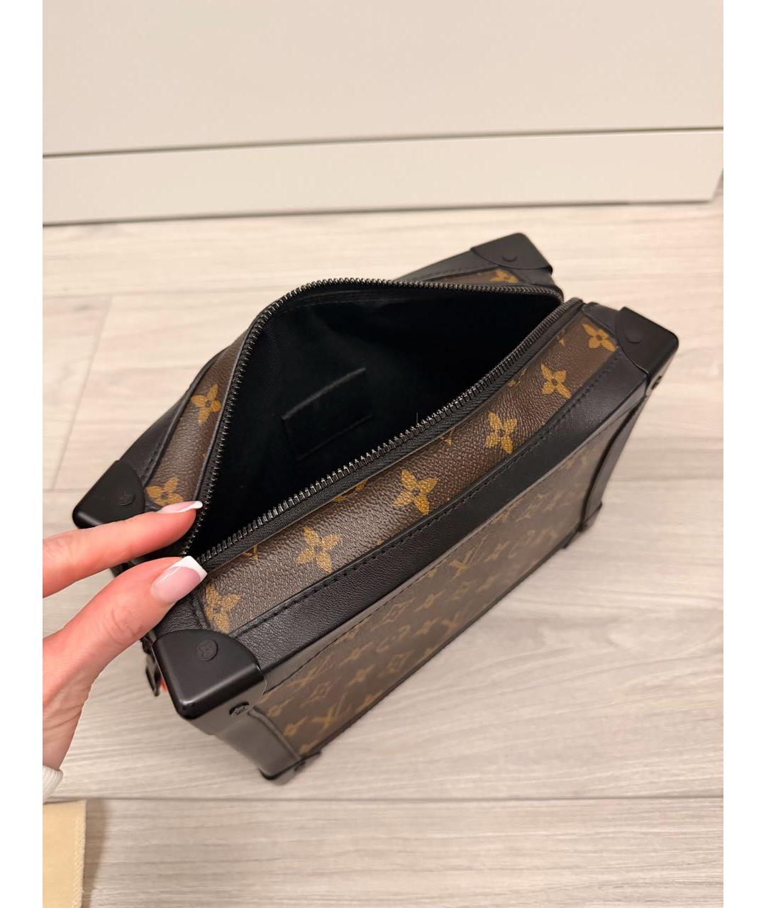 LOUIS VUITTON Коричневая сумка на плечо, фото 4