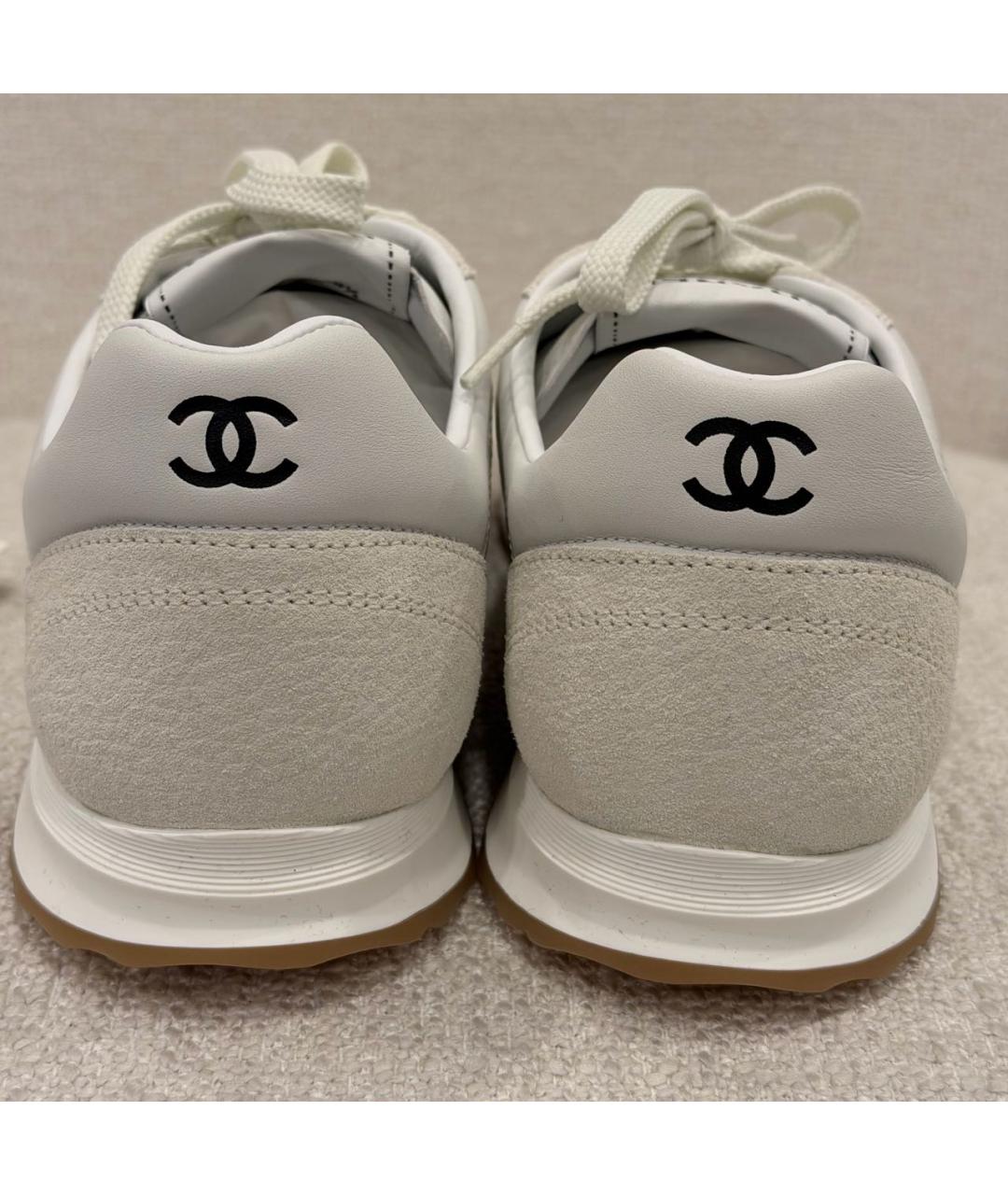CHANEL Белые кожаные кроссовки, фото 4