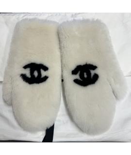 CHANEL Перчатки