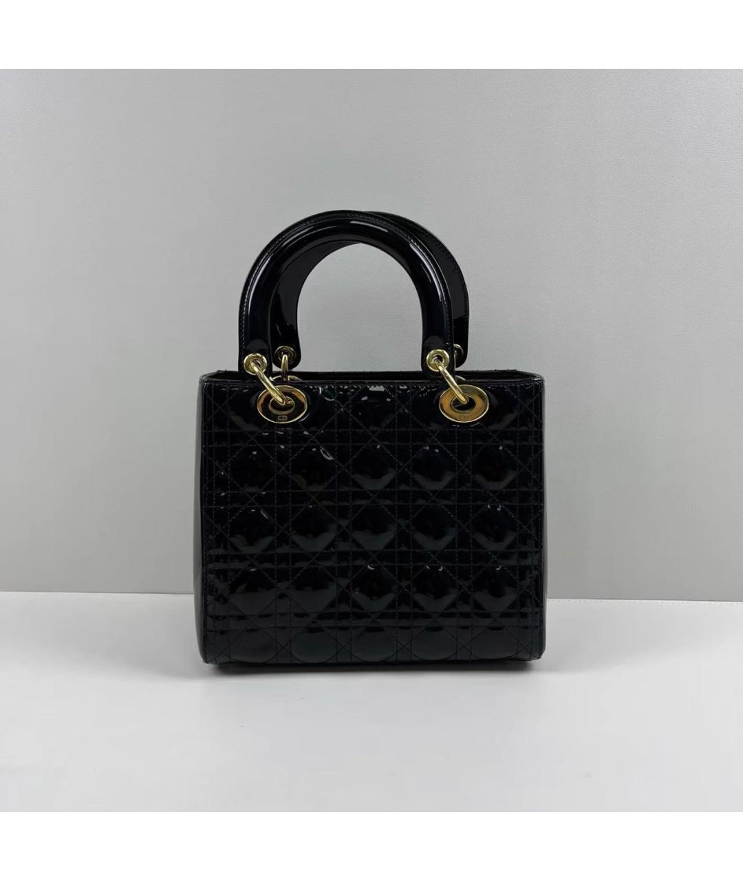 CHRISTIAN DIOR Черная сумка с короткими ручками из лакированной кожи, фото 6