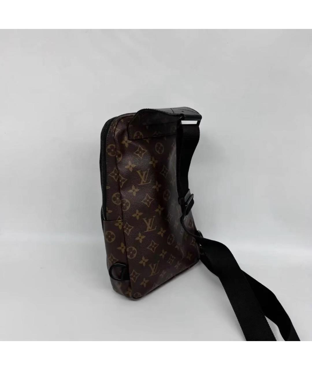 LOUIS VUITTON Коричневая кожаная сумка на плечо, фото 7