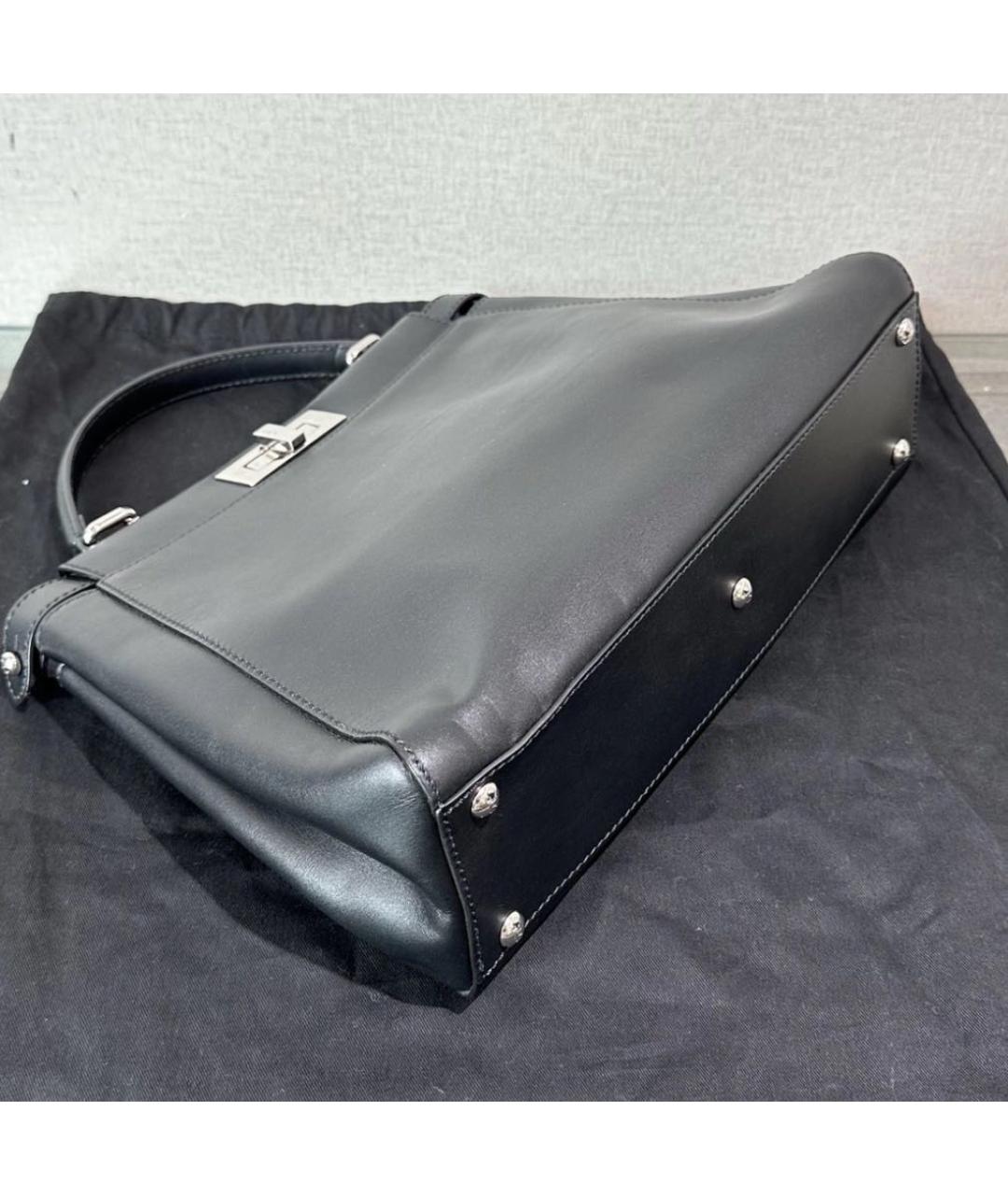 FENDI Черная кожаная сумка через плечо, фото 3