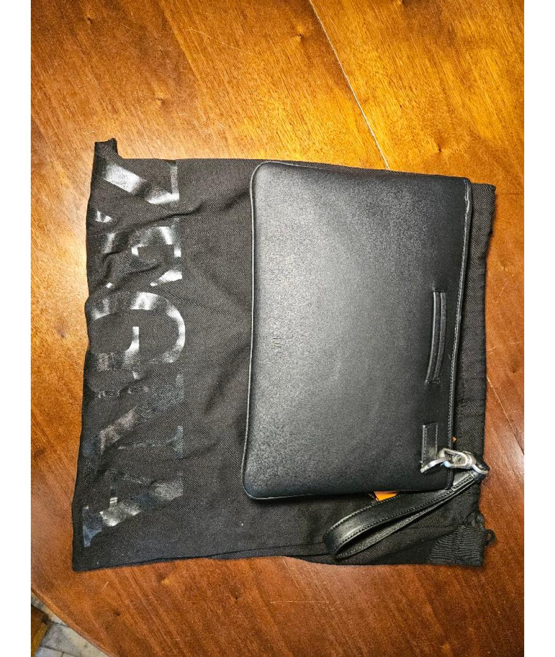 ZEGNA Черная кожаная барсетка, фото 3