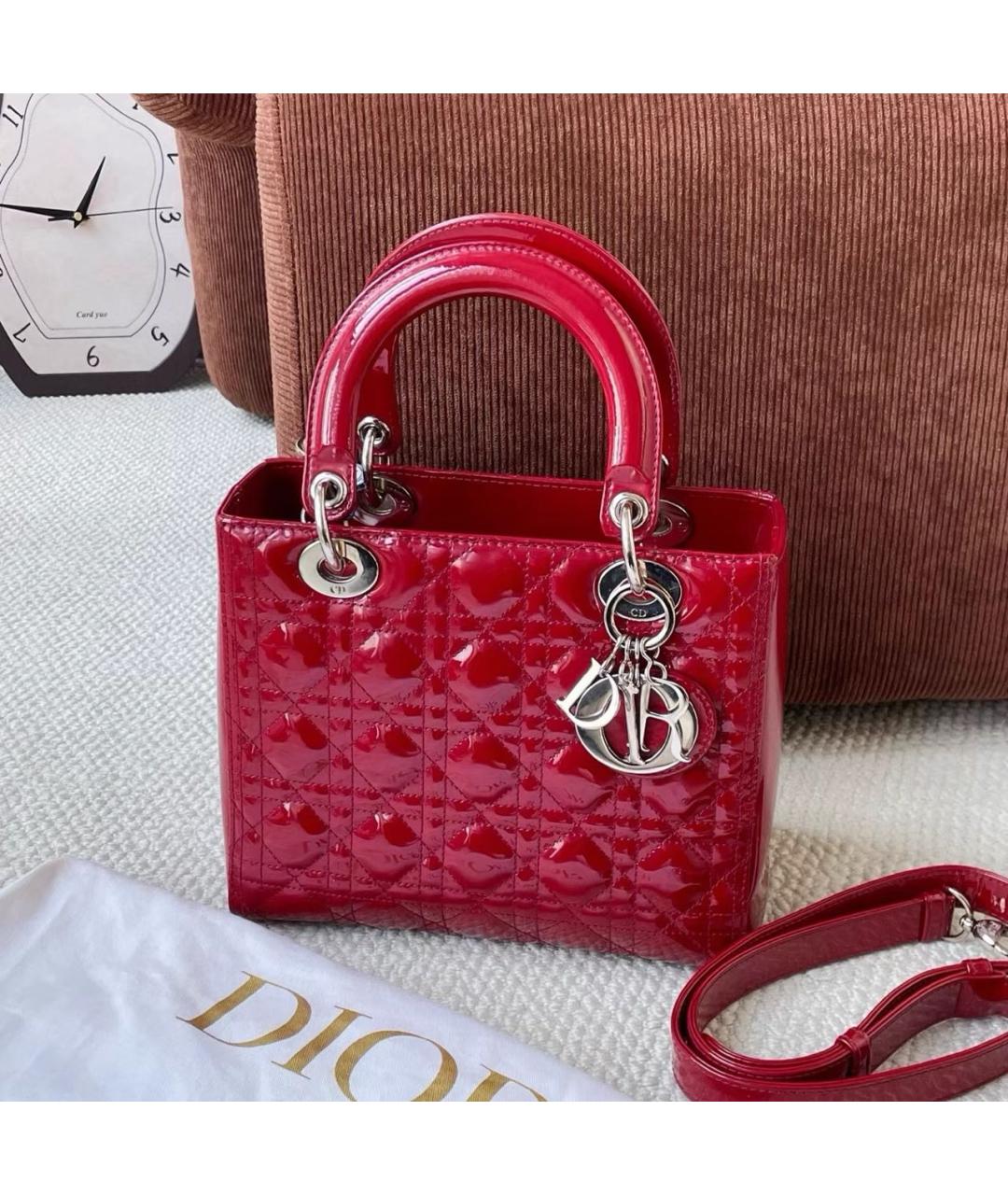 CHRISTIAN DIOR Красная сумка с короткими ручками из лакированной кожи, фото 9