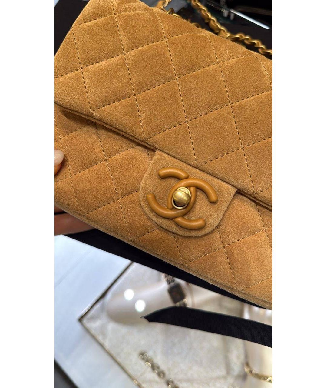 CHANEL Горчичная замшевая сумка через плечо, фото 2