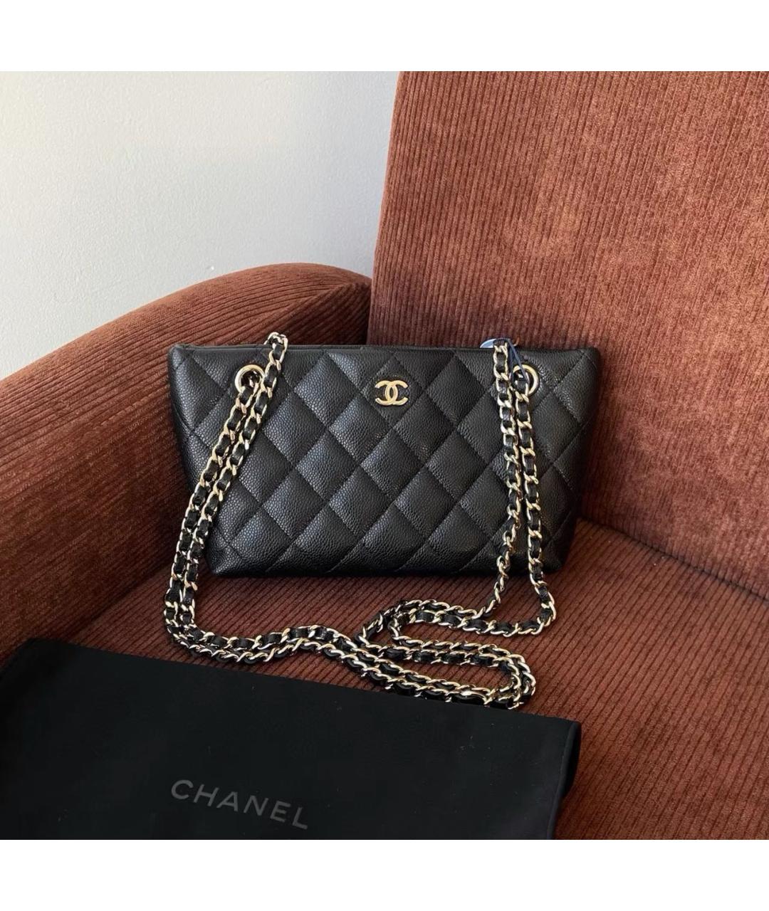 CHANEL Черная кожаная сумка через плечо, фото 9
