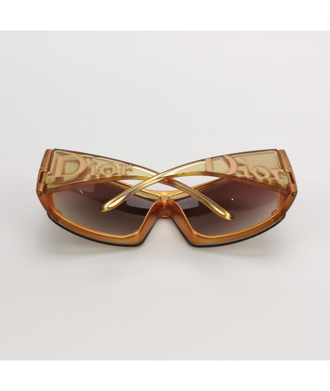 CHRISTIAN DIOR Коричневые пластиковые солнцезащитные очки, фото 3