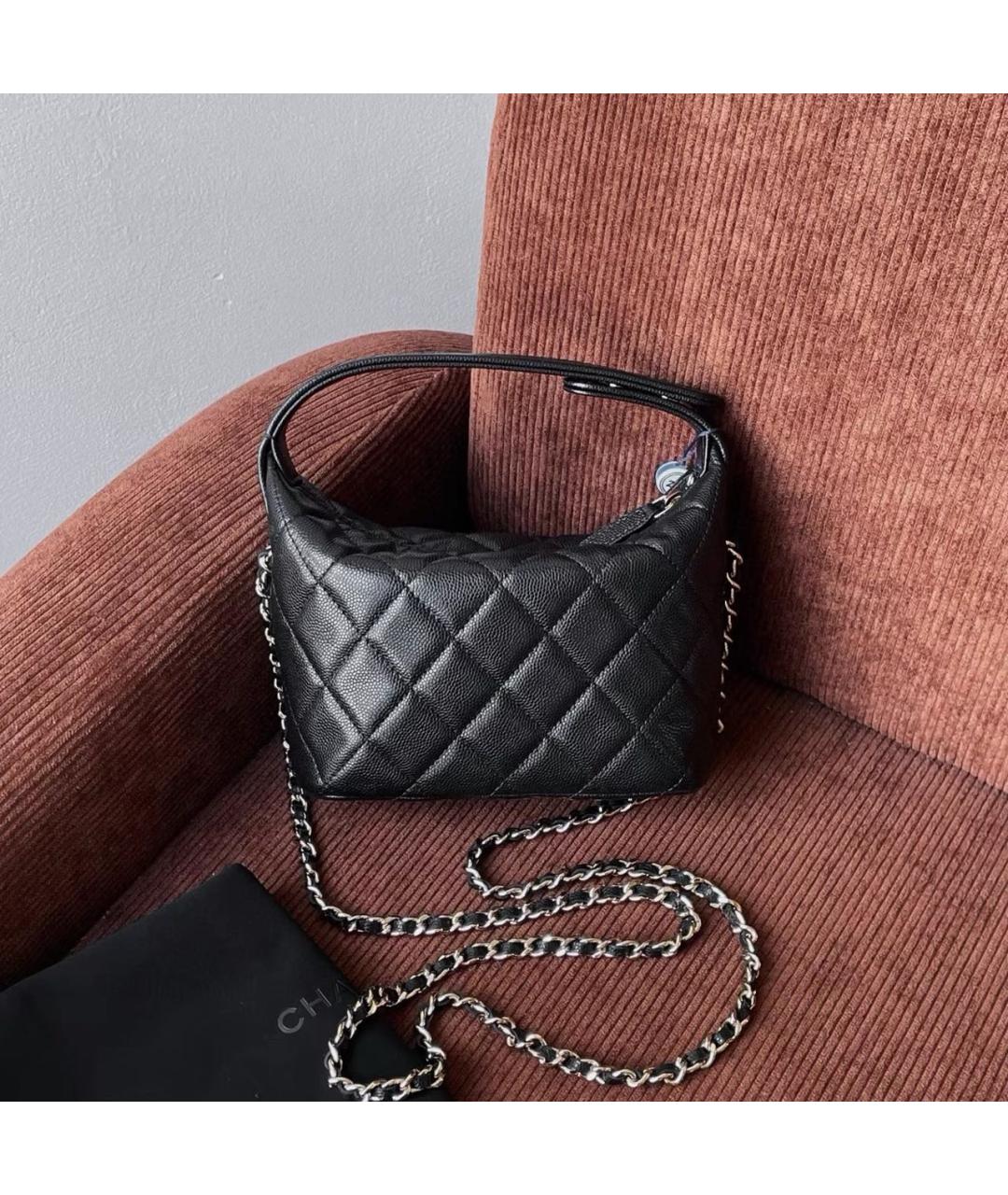 CHANEL Черная кожаная сумка с короткими ручками, фото 2