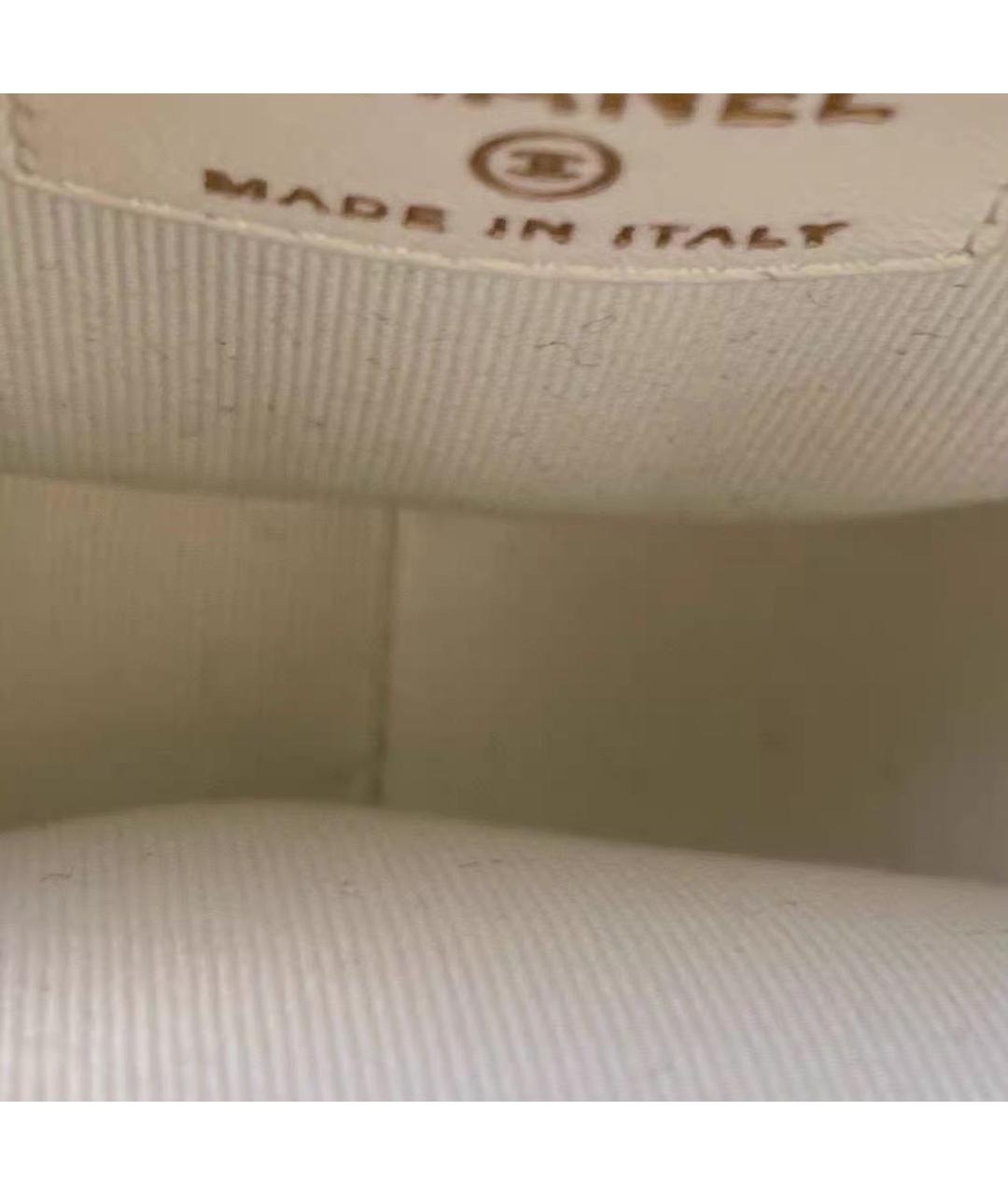 CHANEL Белая кожаная сумка через плечо, фото 7