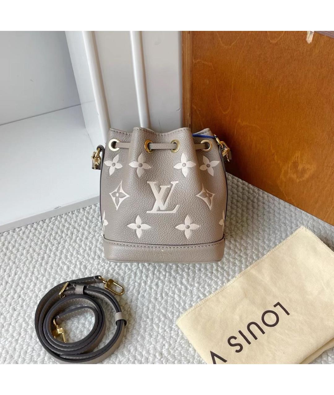 LOUIS VUITTON Бежевая кожаная сумка с короткими ручками, фото 2