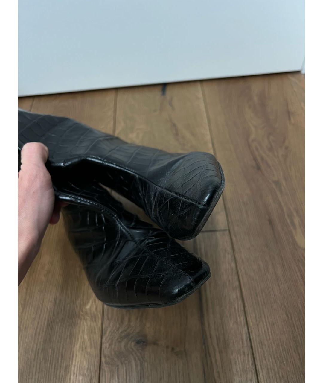 TOTEME Черные сапоги из лакированной кожи, фото 5