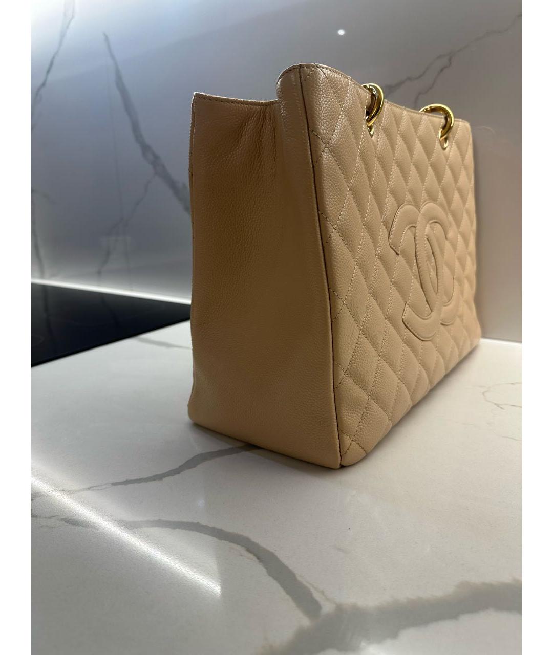 CHANEL Бежевая кожаная сумка тоут, фото 2