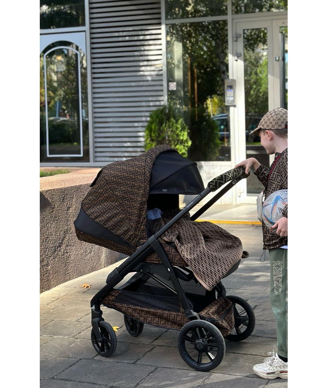 FENDI Коричневая тканевая коляски, фото 6