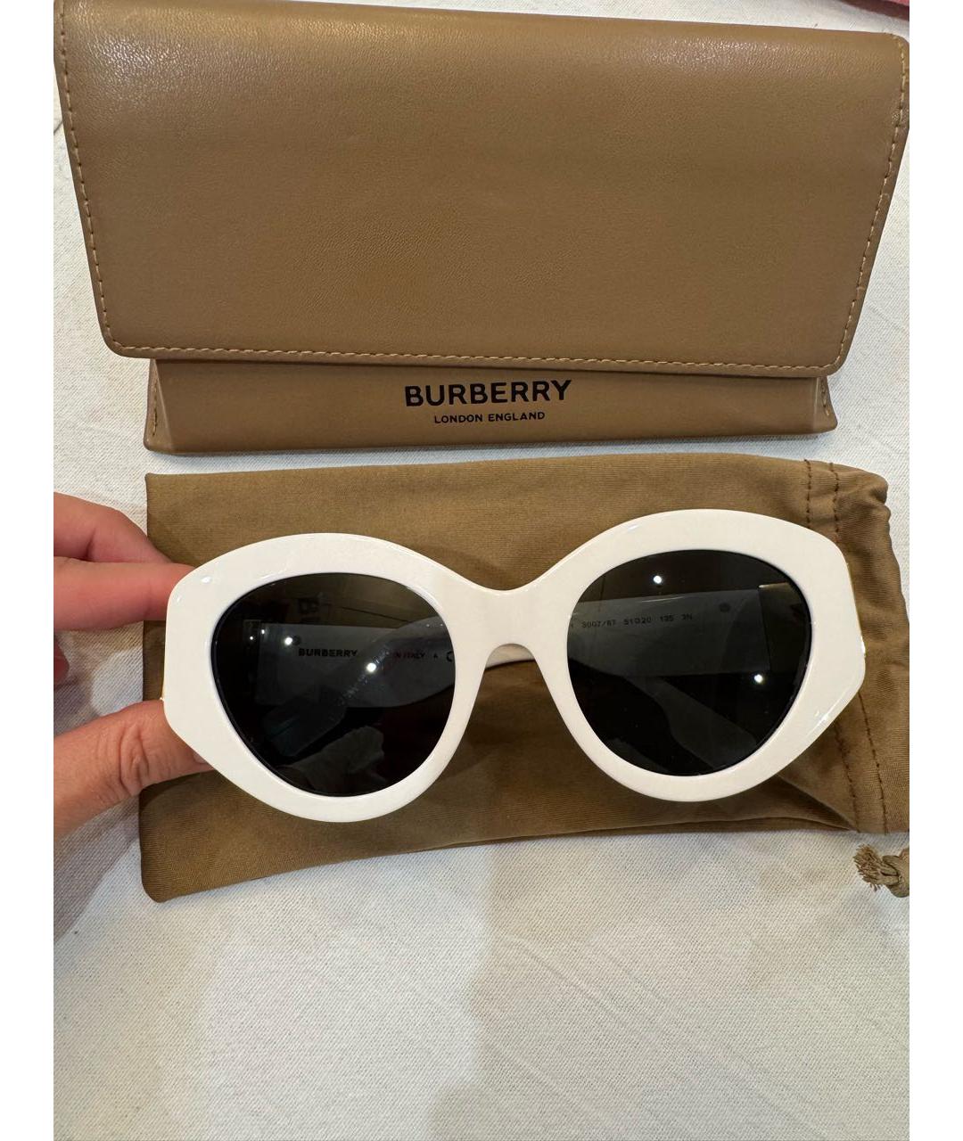 BURBERRY Белые пластиковые солнцезащитные очки, фото 8