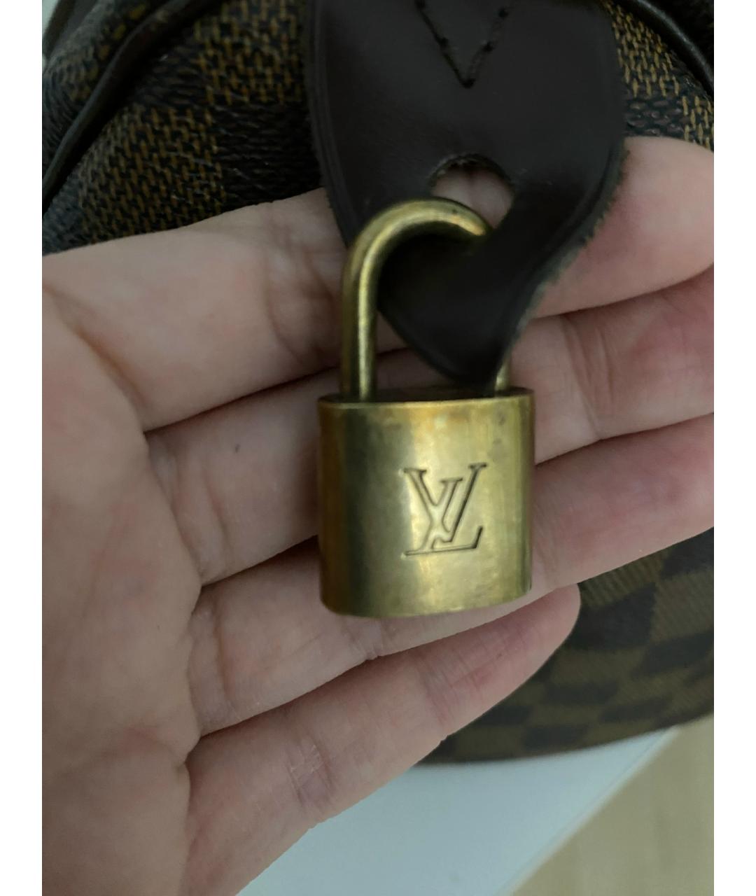 LOUIS VUITTON Коричневая кожаная сумка с короткими ручками, фото 7