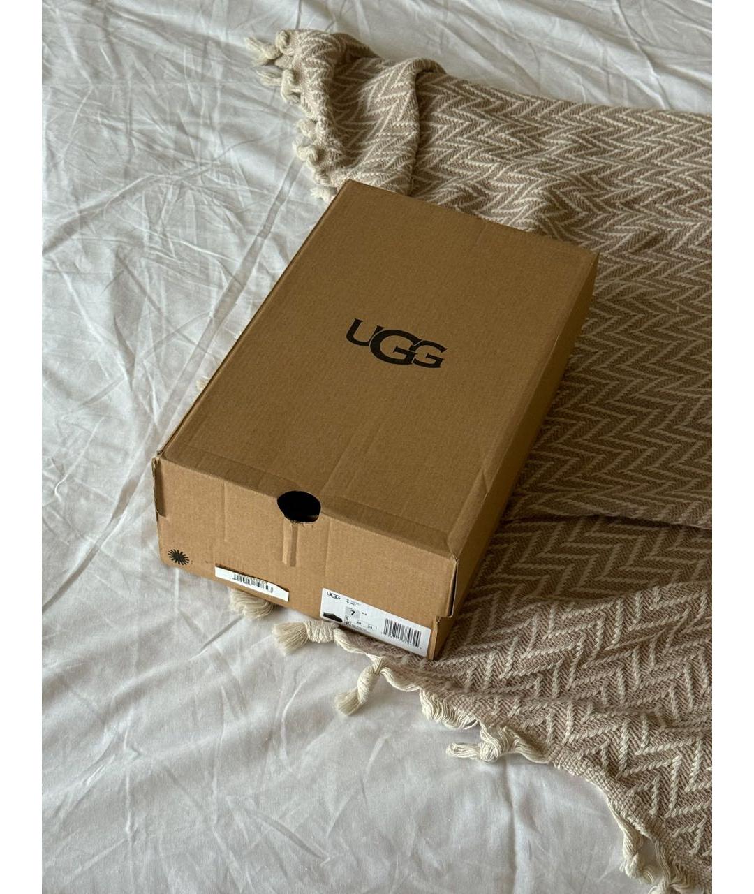 UGG AUSTRALIA Черные замшевые сабо, фото 8