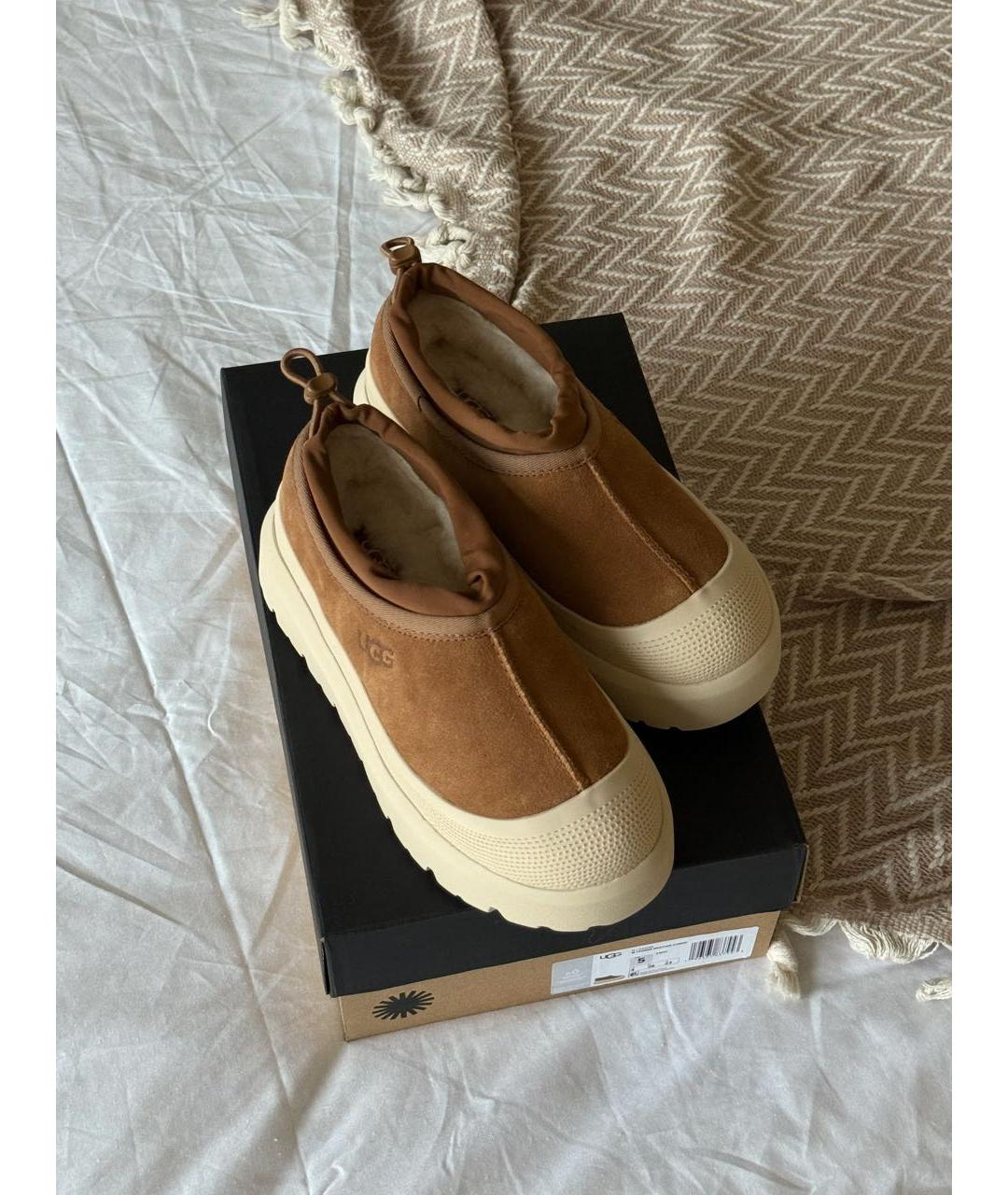 UGG AUSTRALIA Коричневые замшевые ботинки, фото 2