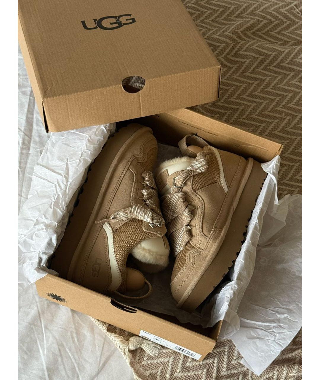 UGG AUSTRALIA Бежевые замшевые ботинки, фото 3