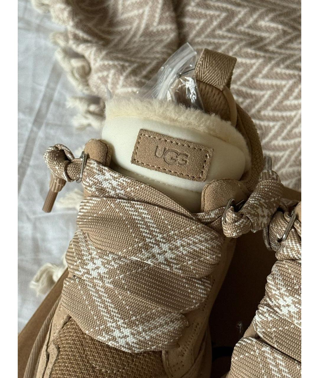 UGG AUSTRALIA Бежевые замшевые ботинки, фото 4