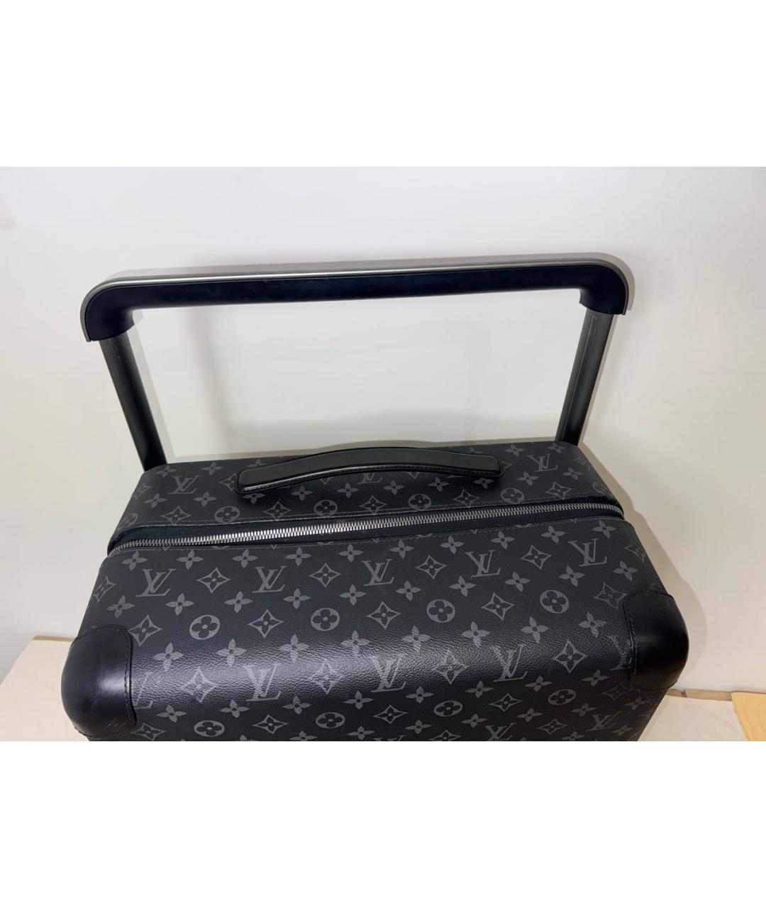 LOUIS VUITTON Антрацитовый кожаный чемодан, фото 4