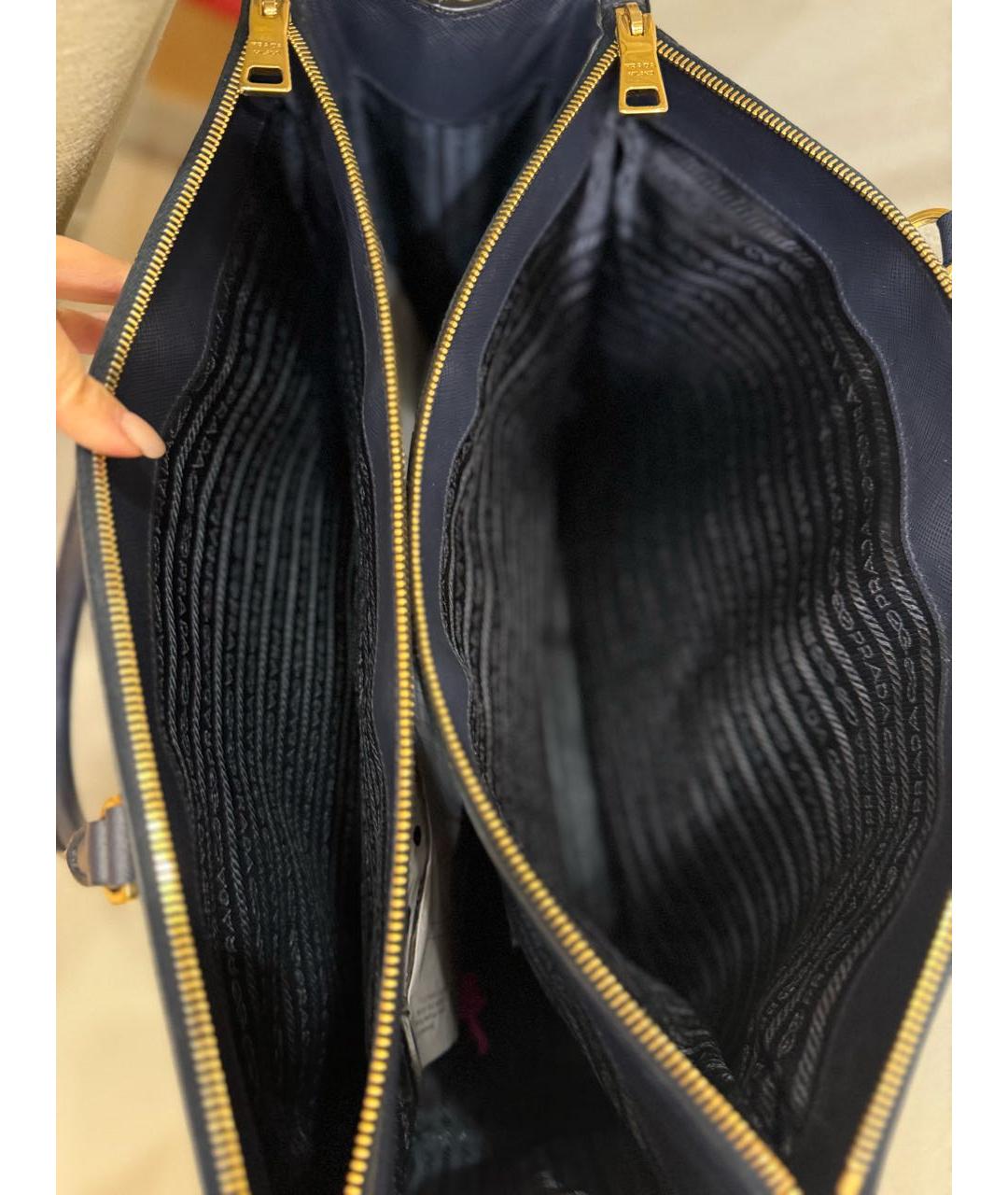 PRADA Темно-синяя кожаная сумка с короткими ручками, фото 4