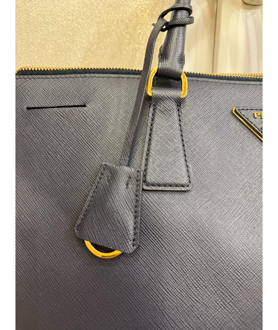 PRADA Темно-синяя кожаная сумка с короткими ручками, фото 5