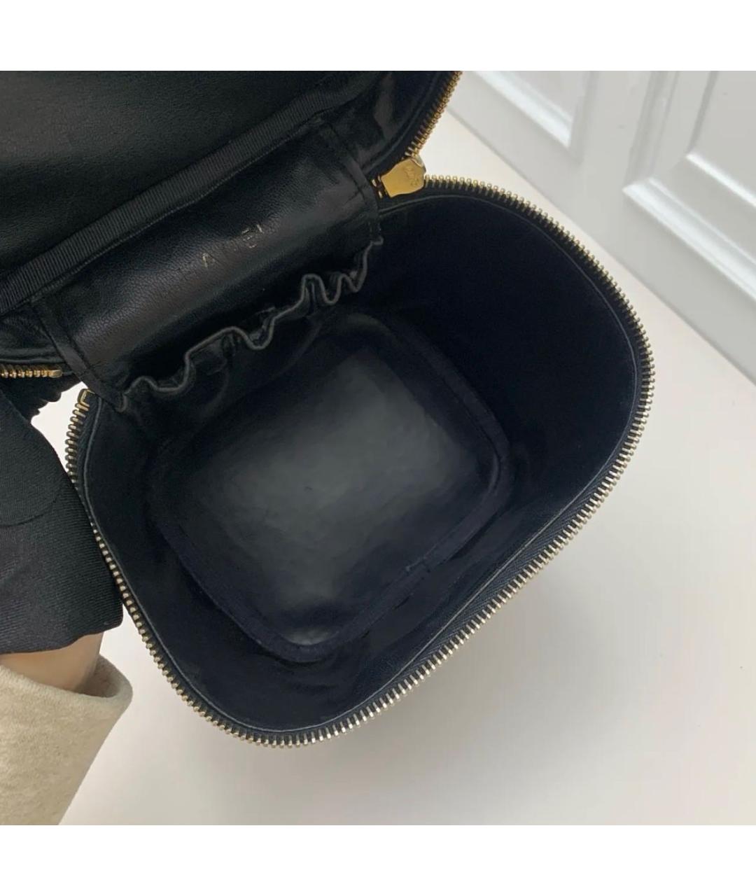 CHANEL Черная кожаная сумка через плечо, фото 5