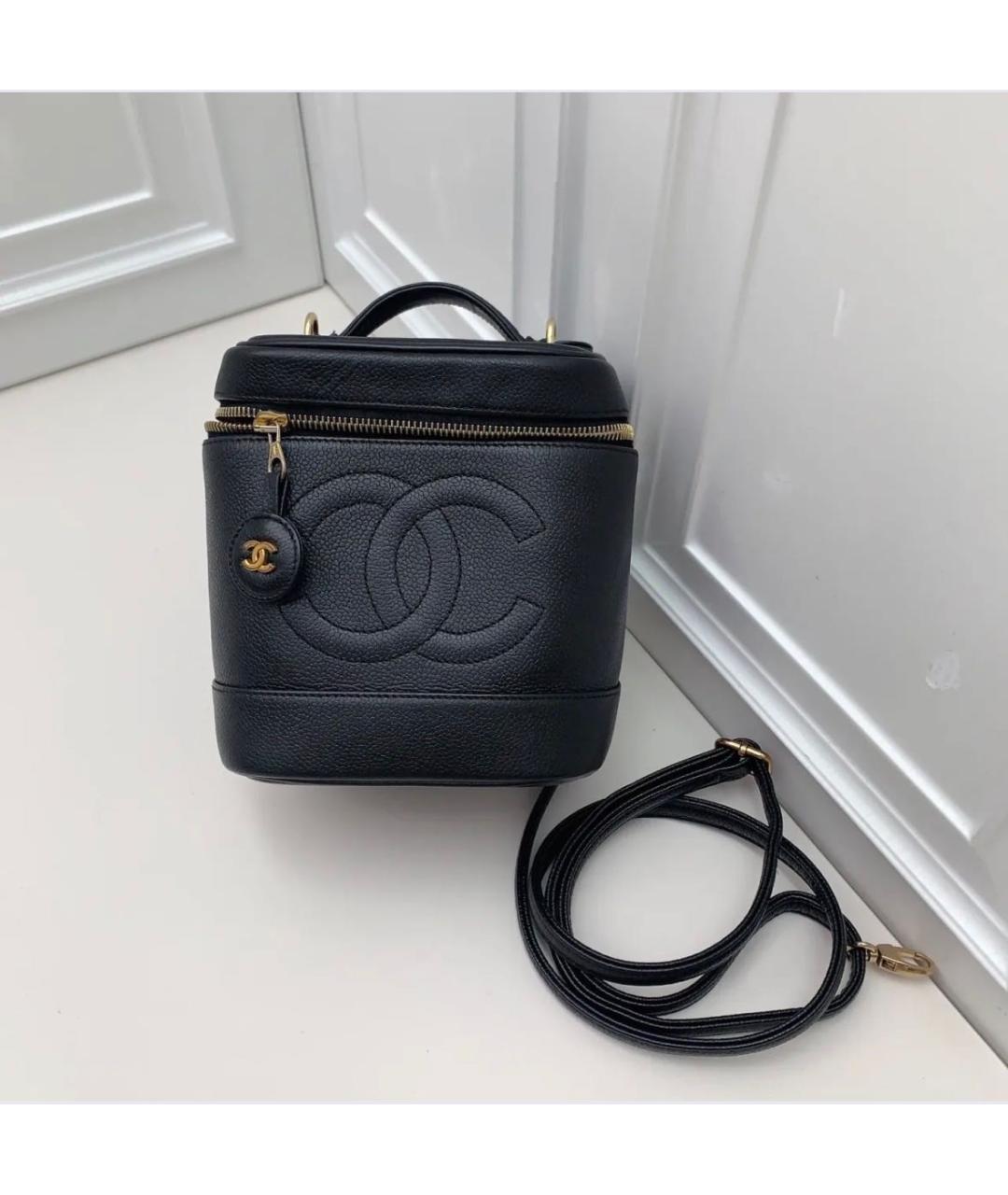 CHANEL Черная кожаная сумка через плечо, фото 2