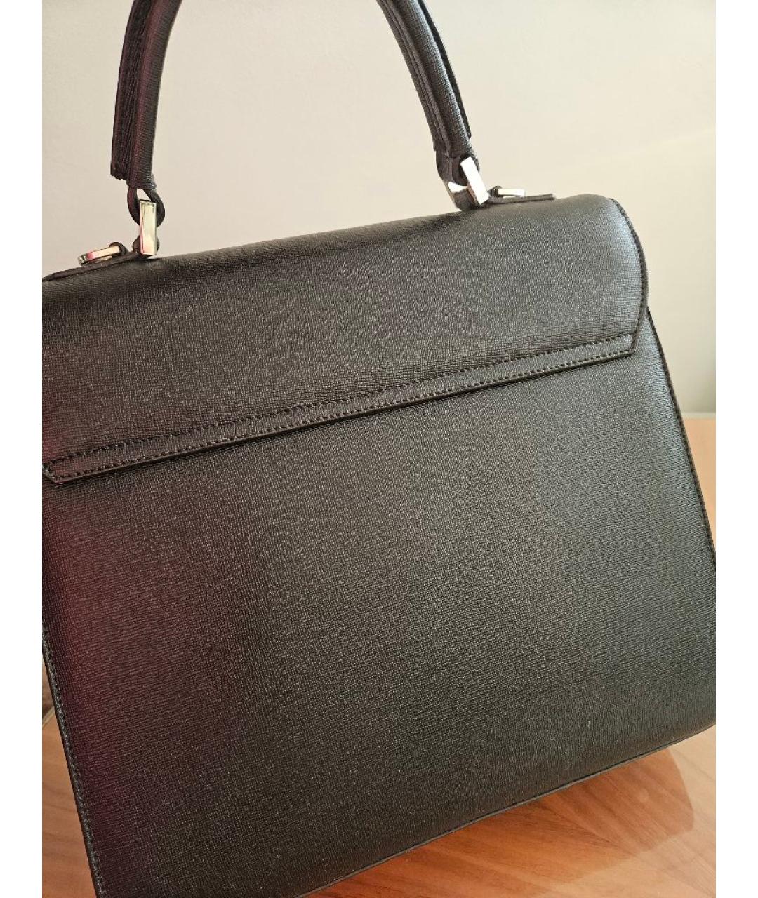 12 STOREEZ Черная сумка с короткими ручками из лакированной кожи, фото 3