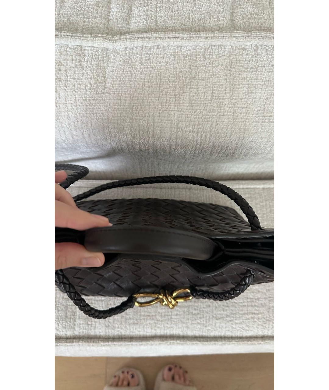 BOTTEGA VENETA Коричневая кожаная сумка с короткими ручками, фото 5