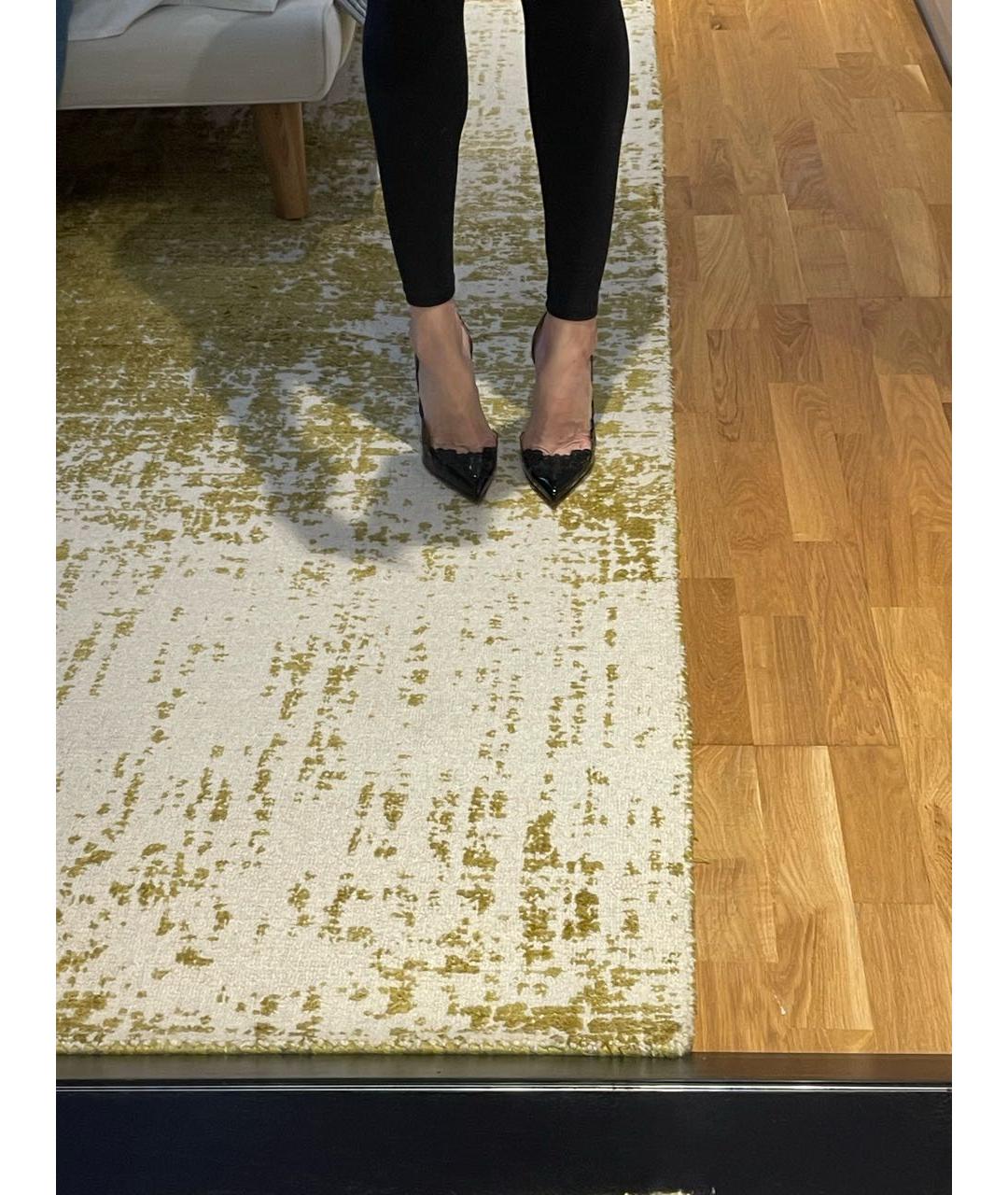 CHRISTIAN LOUBOUTIN Черные туфли из лакированной кожи, фото 5