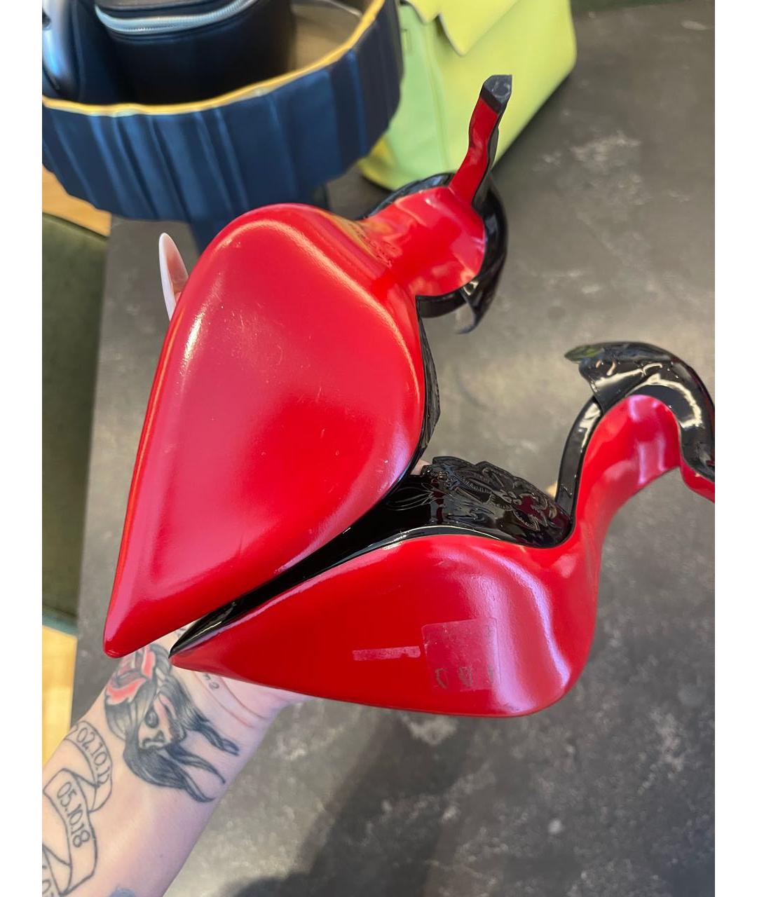 CHRISTIAN LOUBOUTIN Черные туфли из лакированной кожи, фото 3